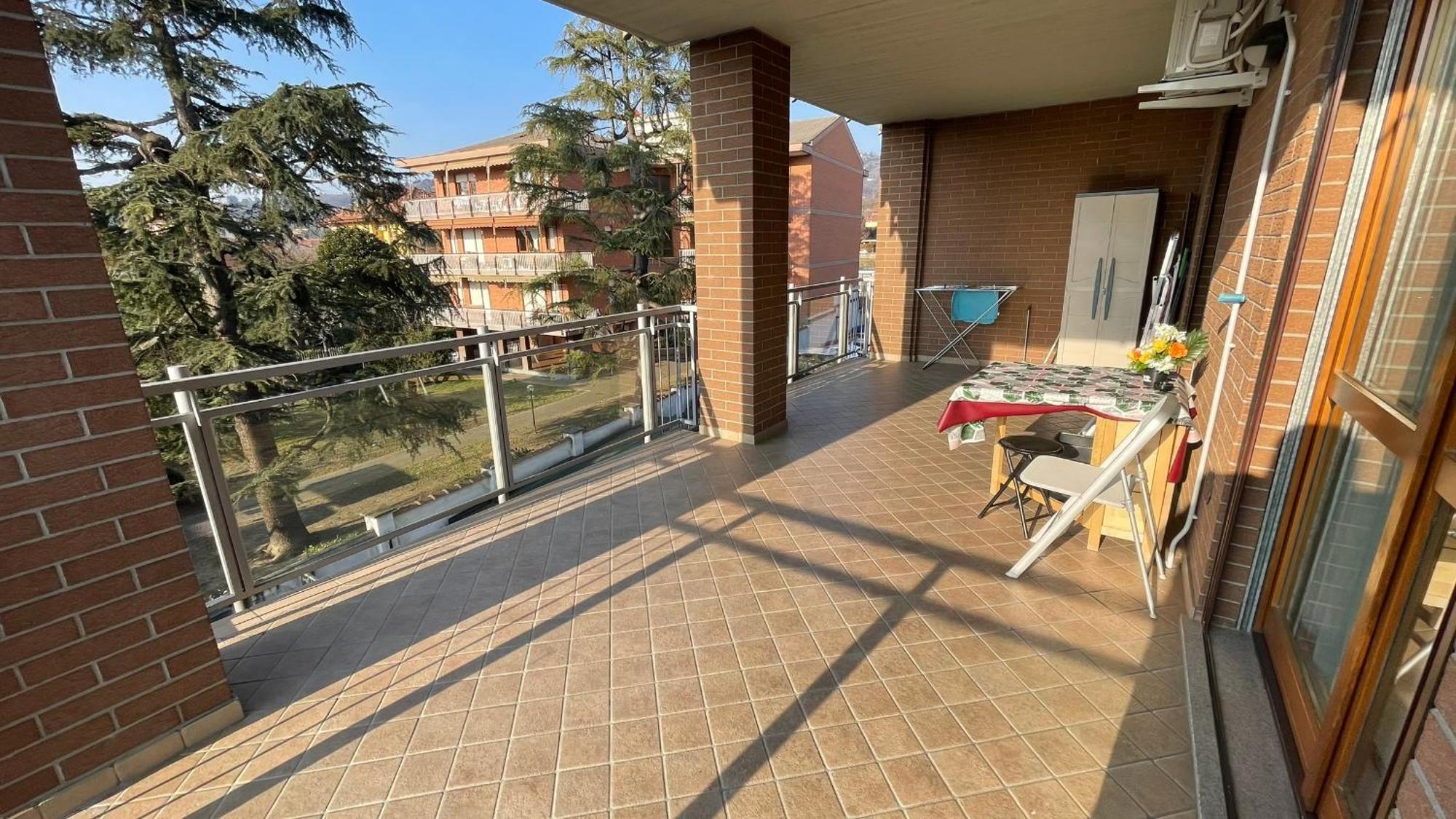Alle Porte Di Torino มอนคาลีเอรี ภายนอก รูปภาพ